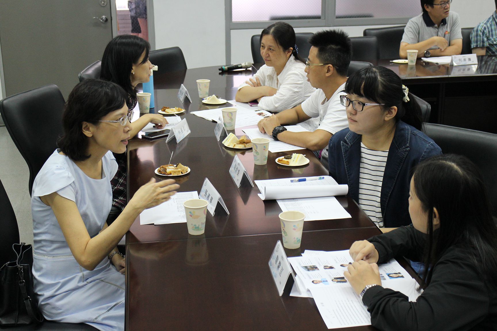 碩士班新生與老師們晤談-21