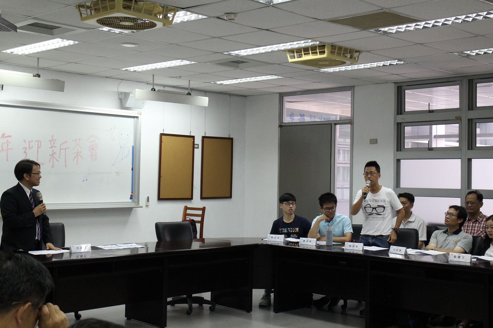 碩士班新生簡單自我介紹-3