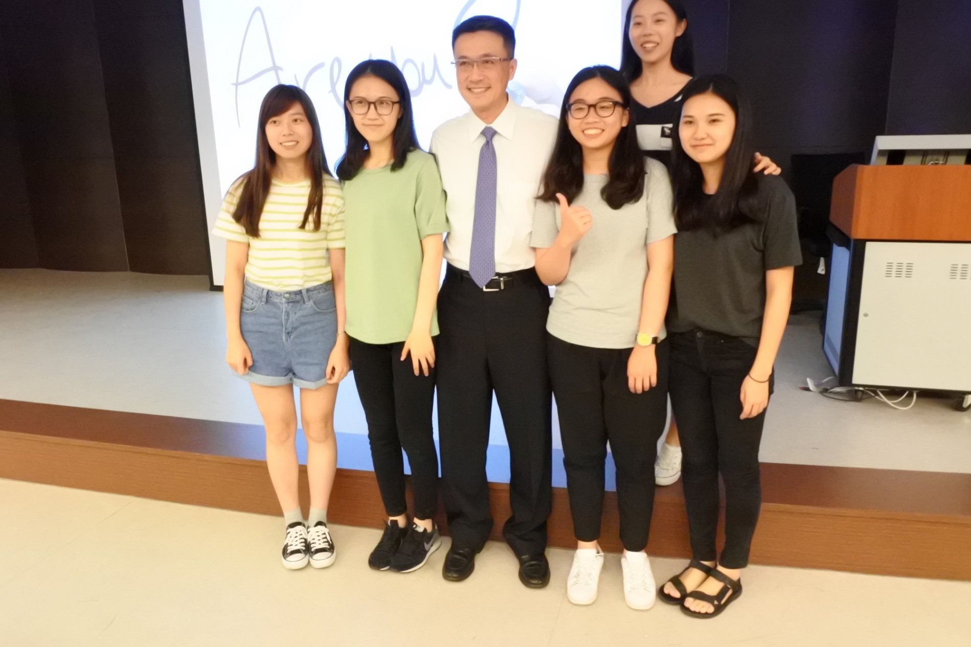 本系同學與講者合影3
