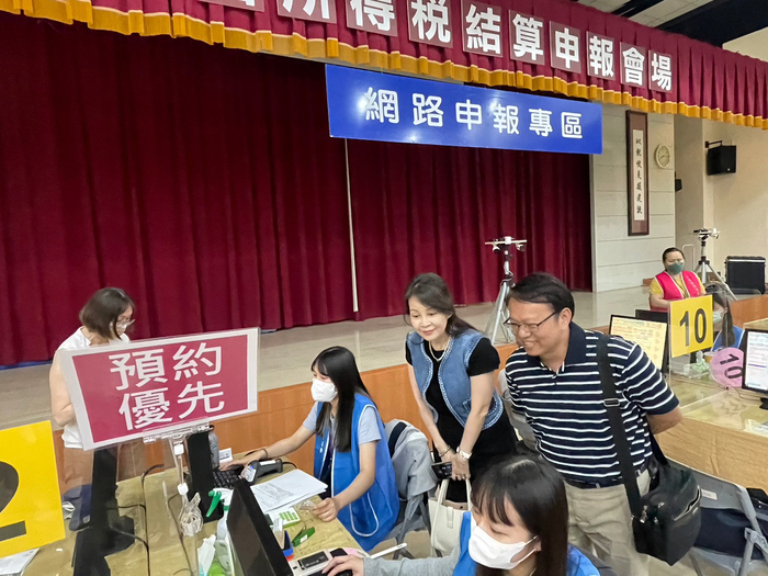 111學年度國稅實習照片6