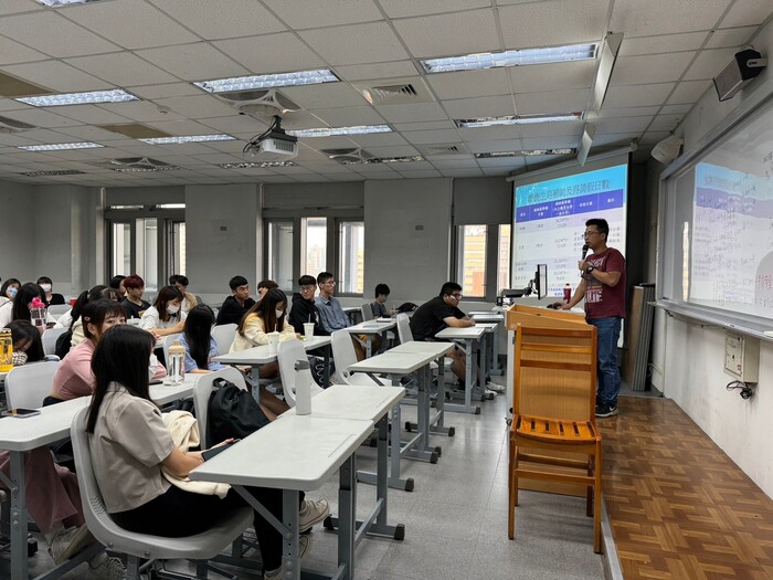 台中市政府地方稅務局資訊科股長陳建新_我的未來不是夢-公務人員篇1