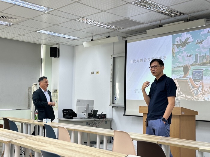 卓毅資本私募基金黃正忠經理蒞臨演講1
