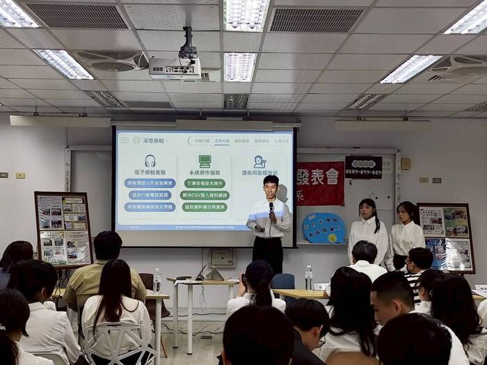 114學年度實習成果發表會14