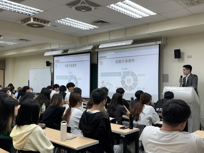台新銀行外匯交易員劉方宇-金融交易室生態113.04.24
